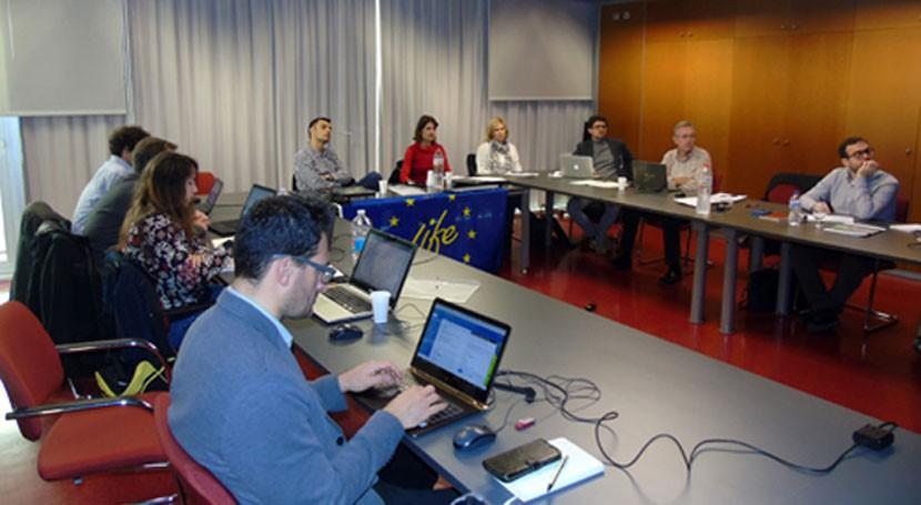 Reunión inicial del proyecto en las instalaciones del IIAMA
